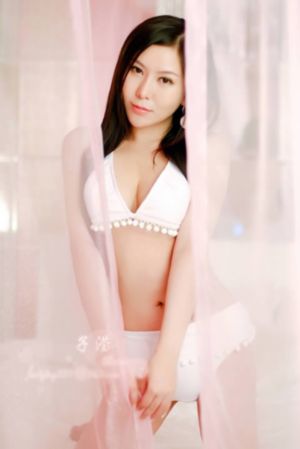 欧美女模特街拍图片_国产剧手机在线观看