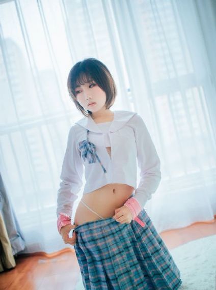 头像女生欧美高冷背影_1080P高清完整版播放